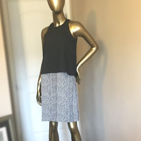 𝐃𝐊𝐍𝐘 Graphic Slip On Dress ⪢⪢ NEW WITH TAGS!! - Picture 2 of 13